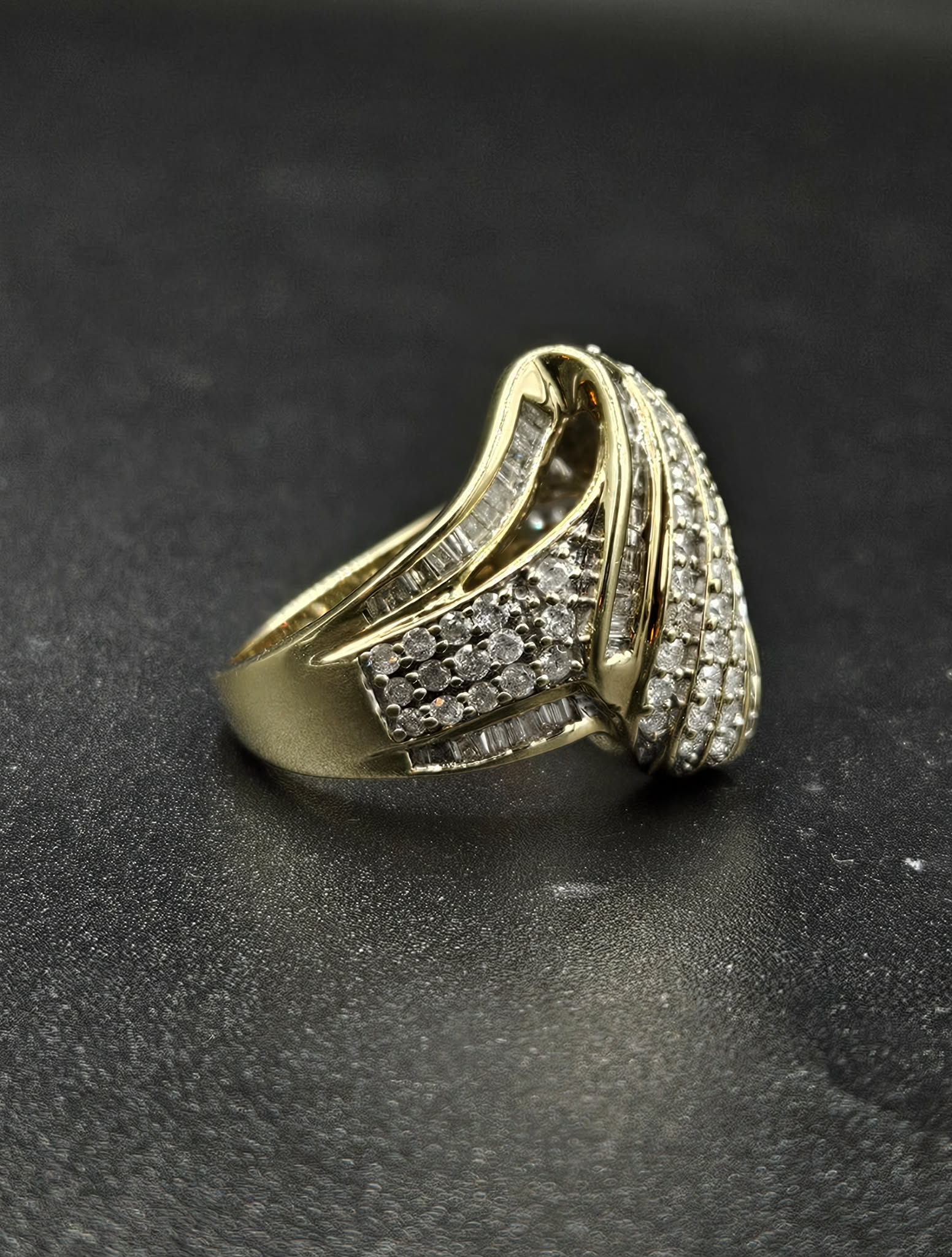 9ct Yellow Gold Diamond Ladies Dress Ring
