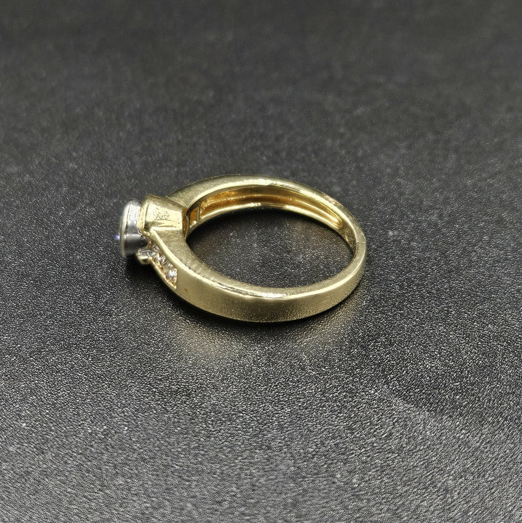 18ct Yellow & White Gold Diamond Ring