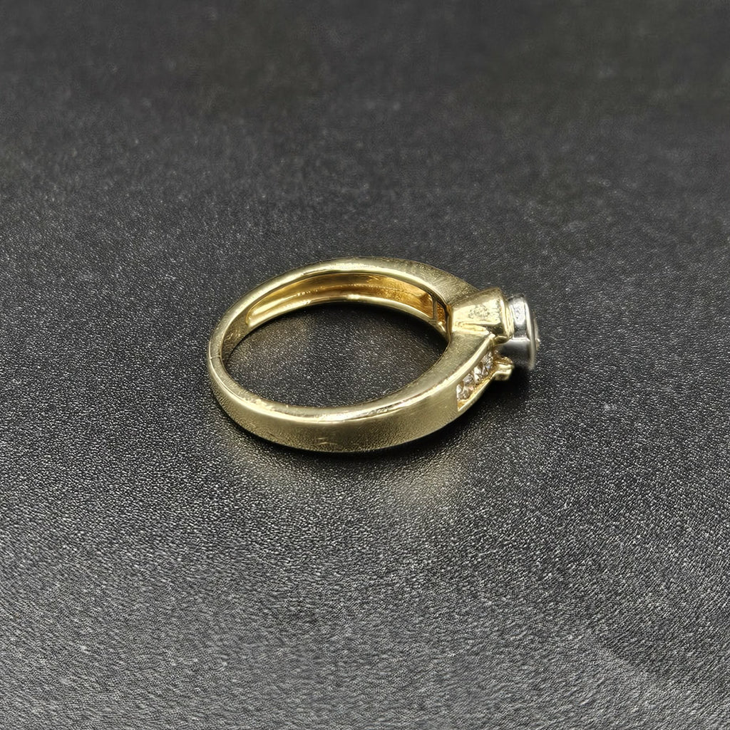 18ct Yellow & White Gold Diamond Ring