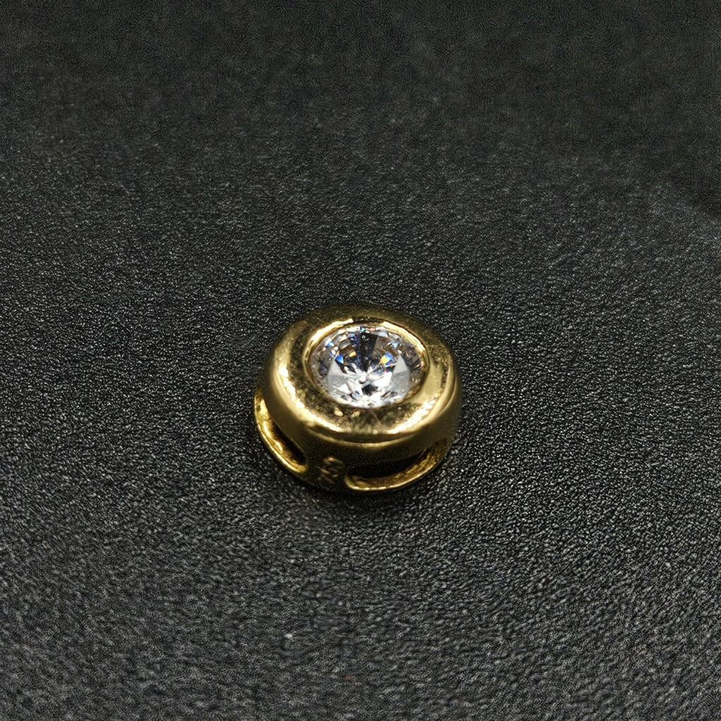18ct Yellow Gold Cubic Zirconia Pendant