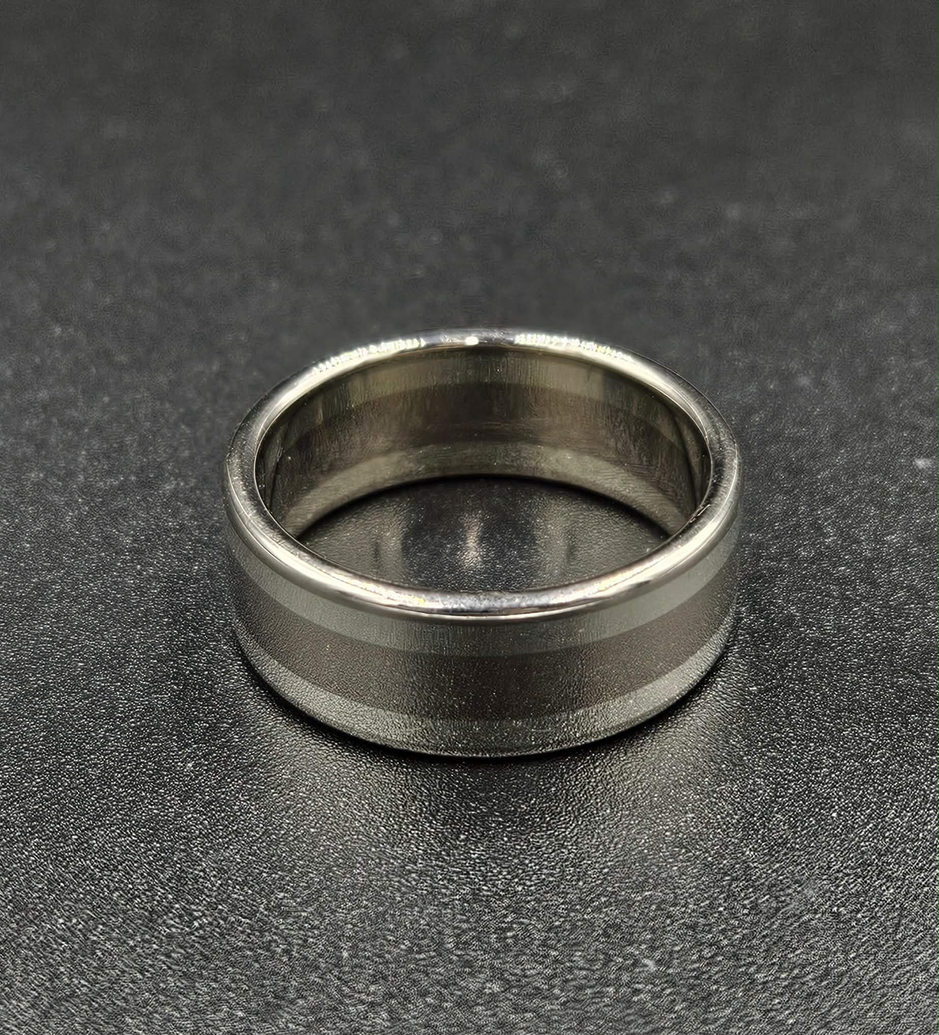 18ct & 9ct Men's Wedder