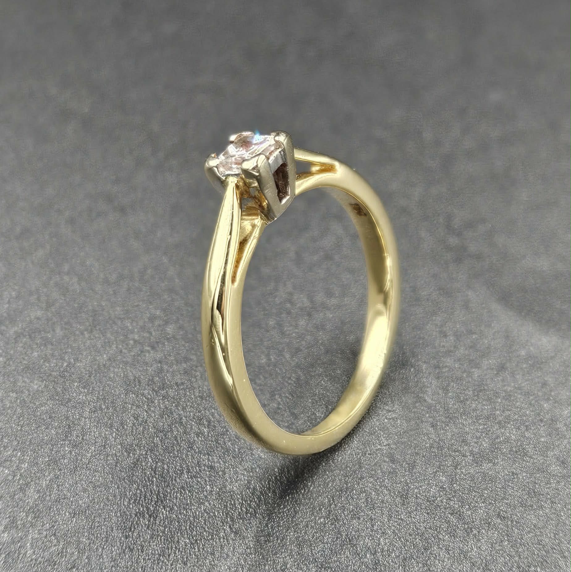 18ct Yellow Gold Diamond Band Ring