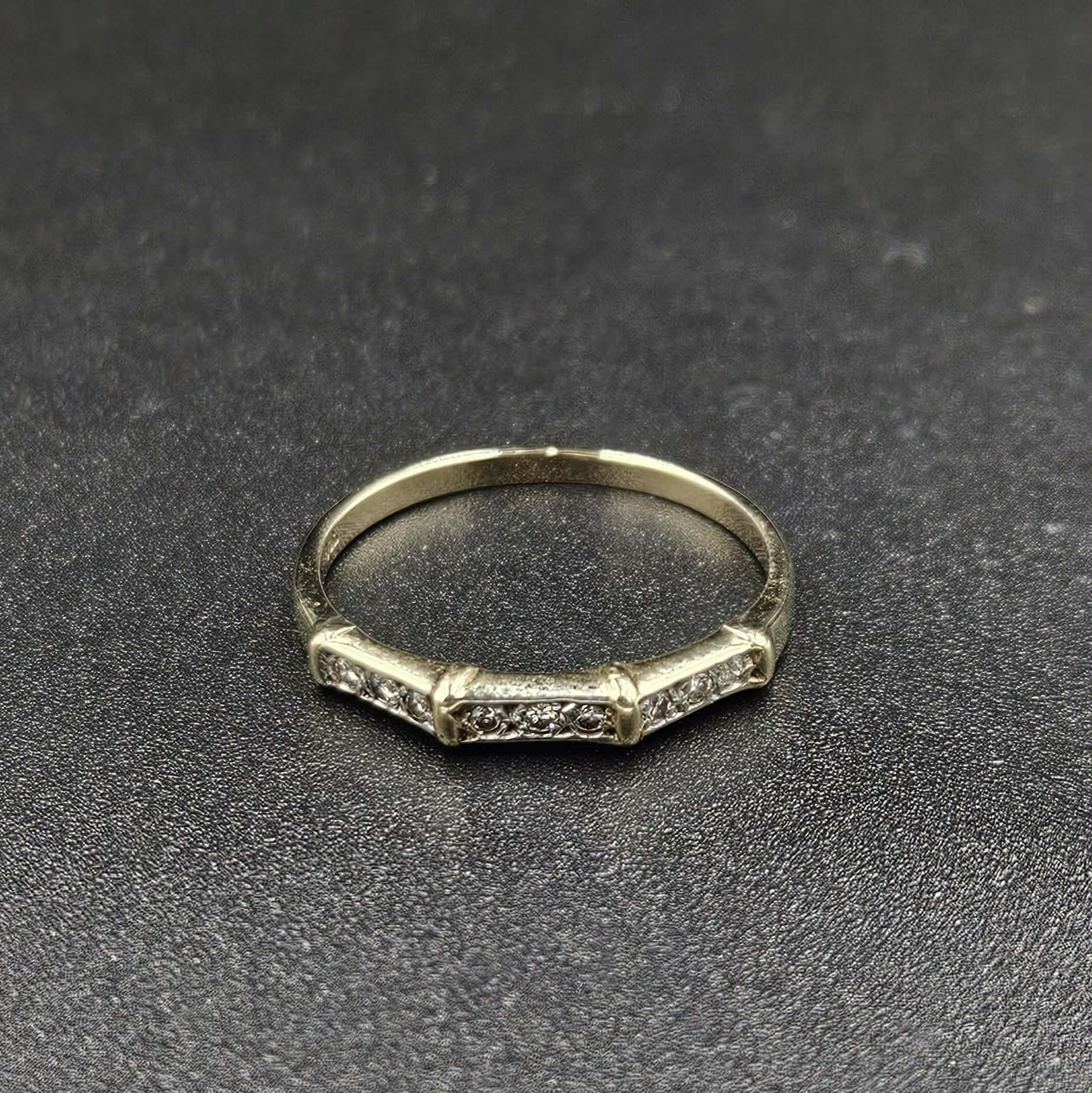 9ct Yellow Gold Diamond Band Ring