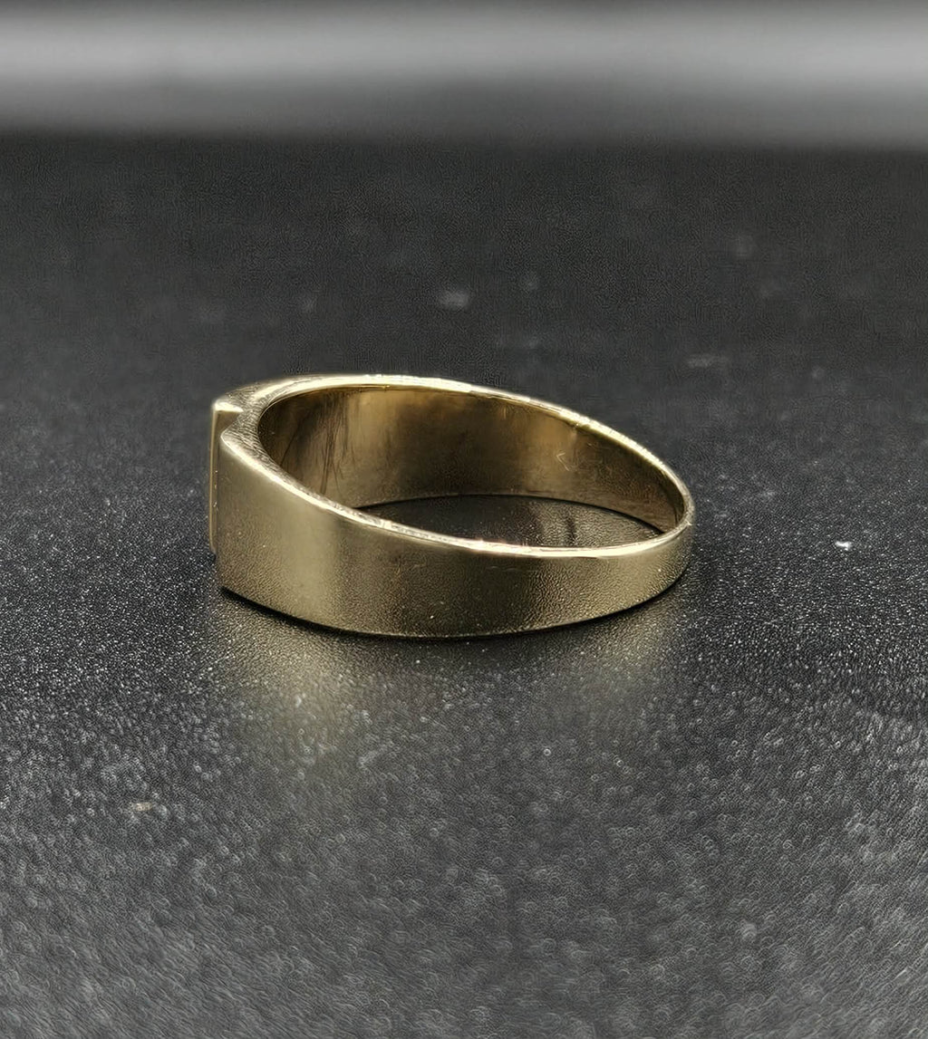 9ct Yellow Gold Diamond Band