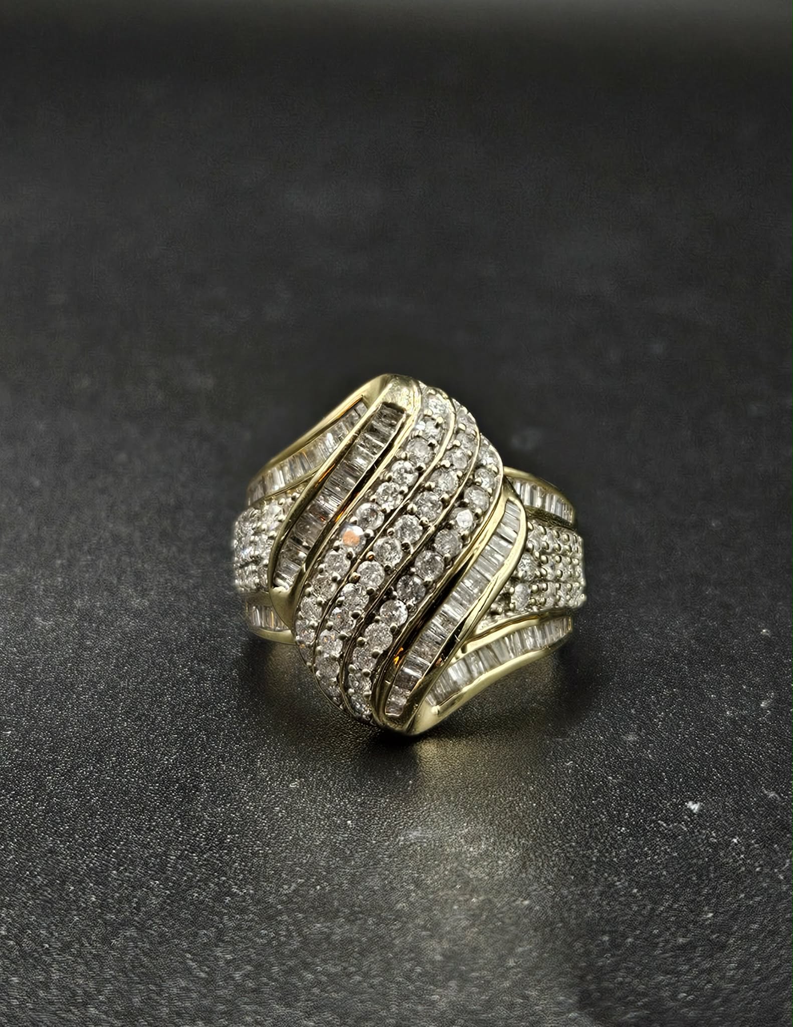 9ct Yellow Gold Diamond Ladies Dress Ring
