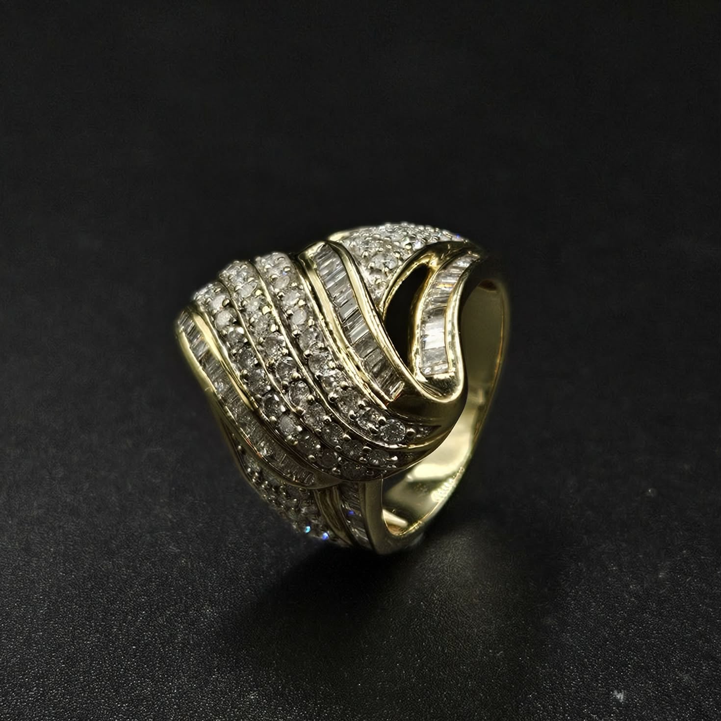 9ct Yellow Gold Diamond Ladies Dress Ring