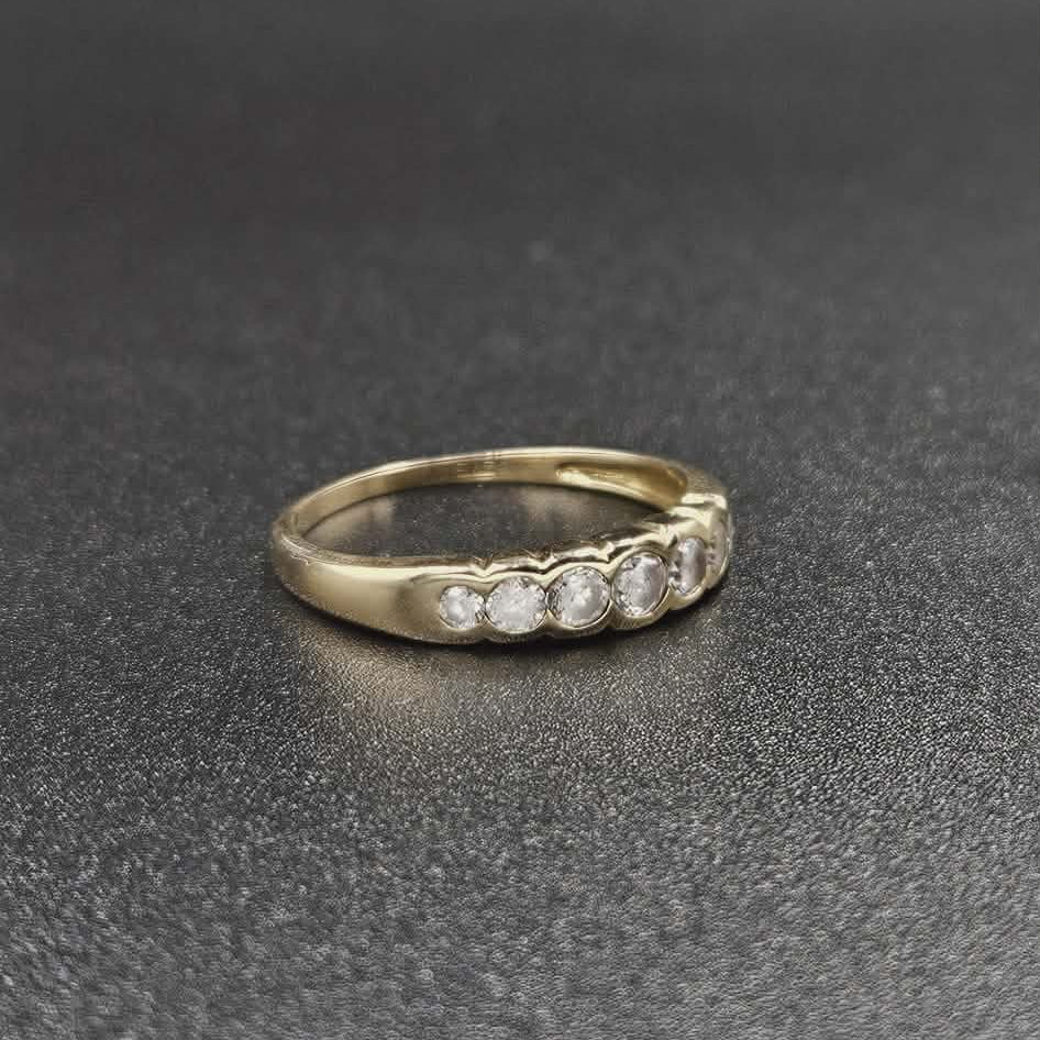9ct Gold Diamond Ring