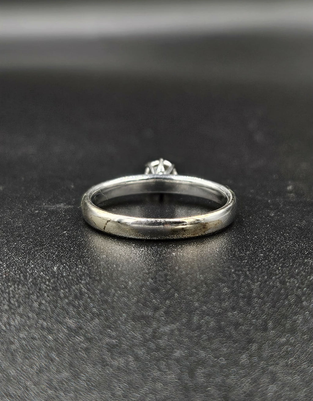 9ct White Gold Diamond Ring