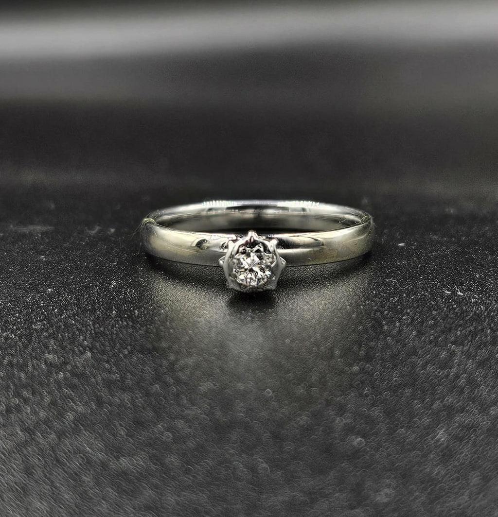 9ct White Gold Diamond Ring