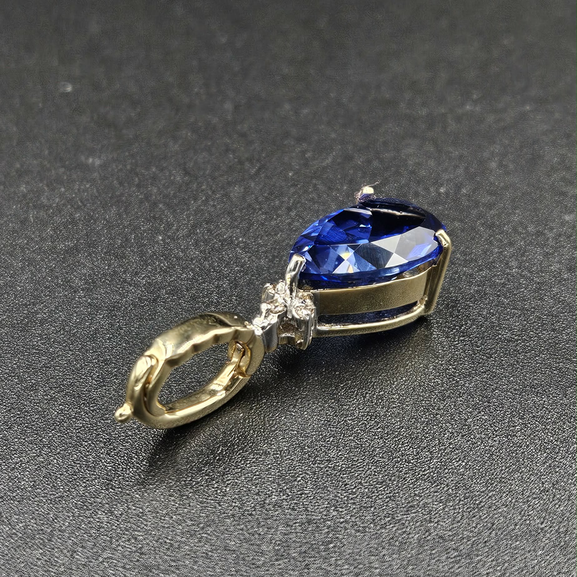 9ct Yellow Gold Diamond & Blue Sapphire Pendant