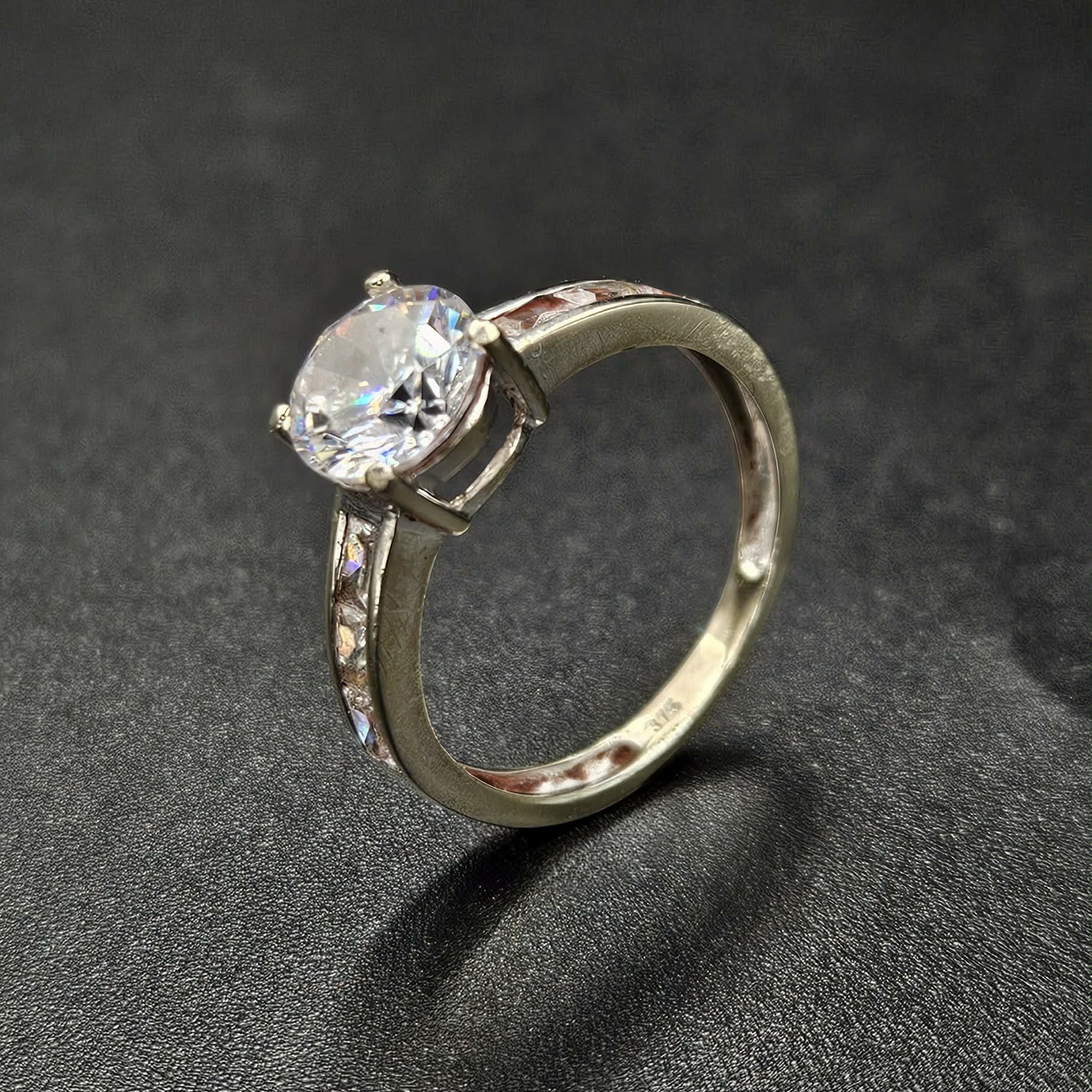 9ct White Gold Cubic Zirconia Ring