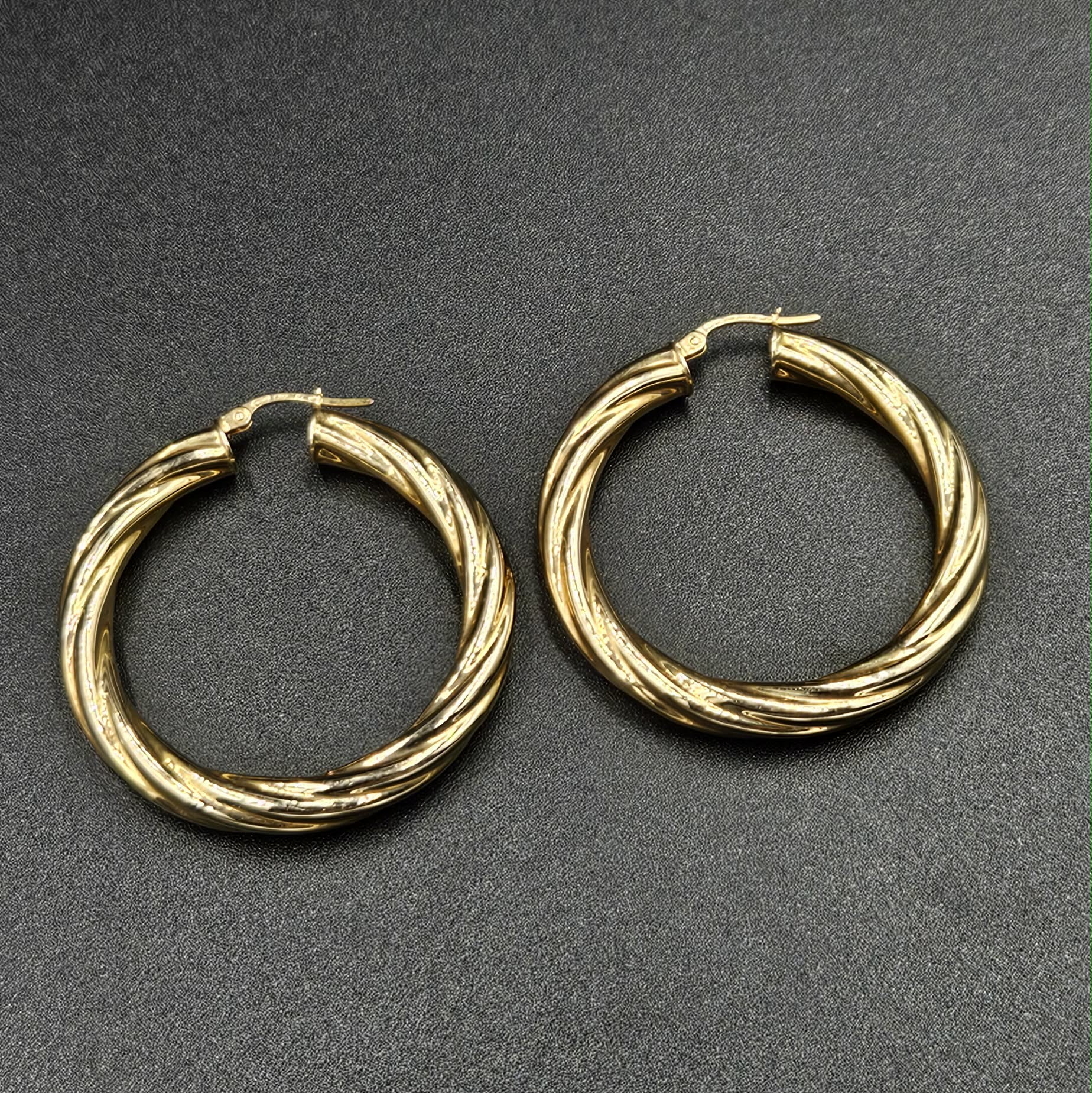 9ct Yellow Gold Twisted Hoop Earrings