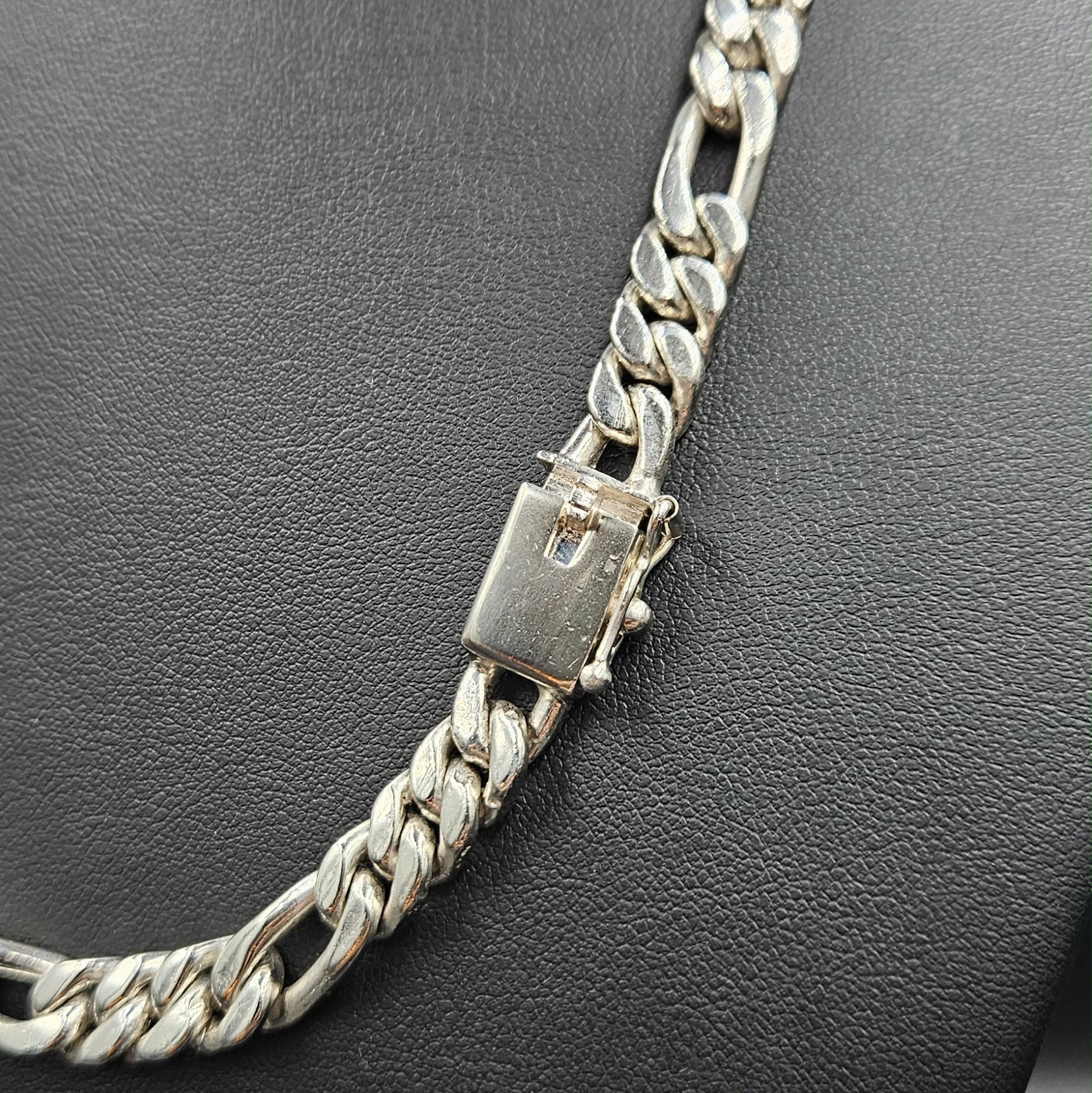 Sterling Silver Solid Figaro Style Chain