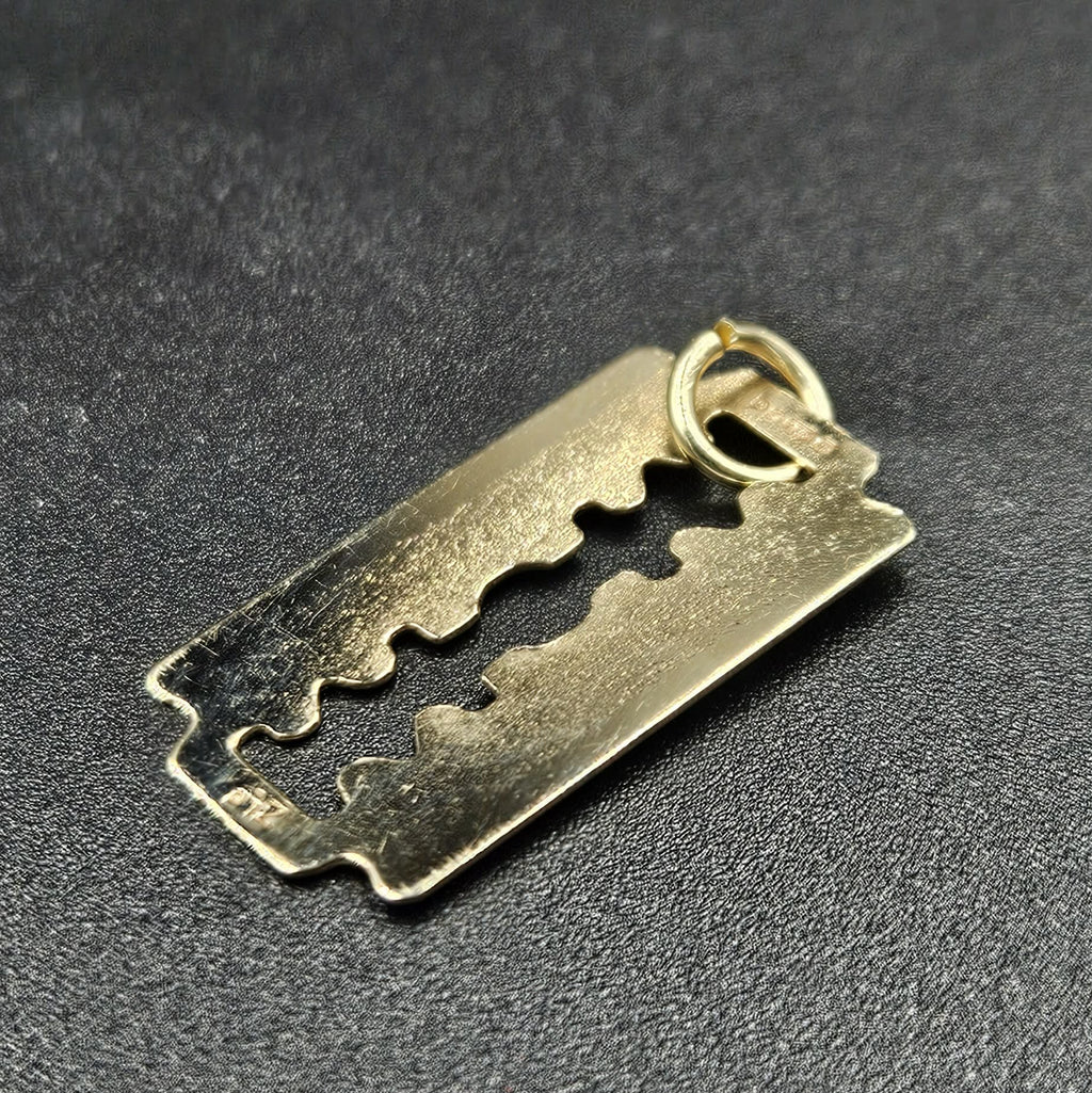 9ct Yellow Gold Blade Pendant