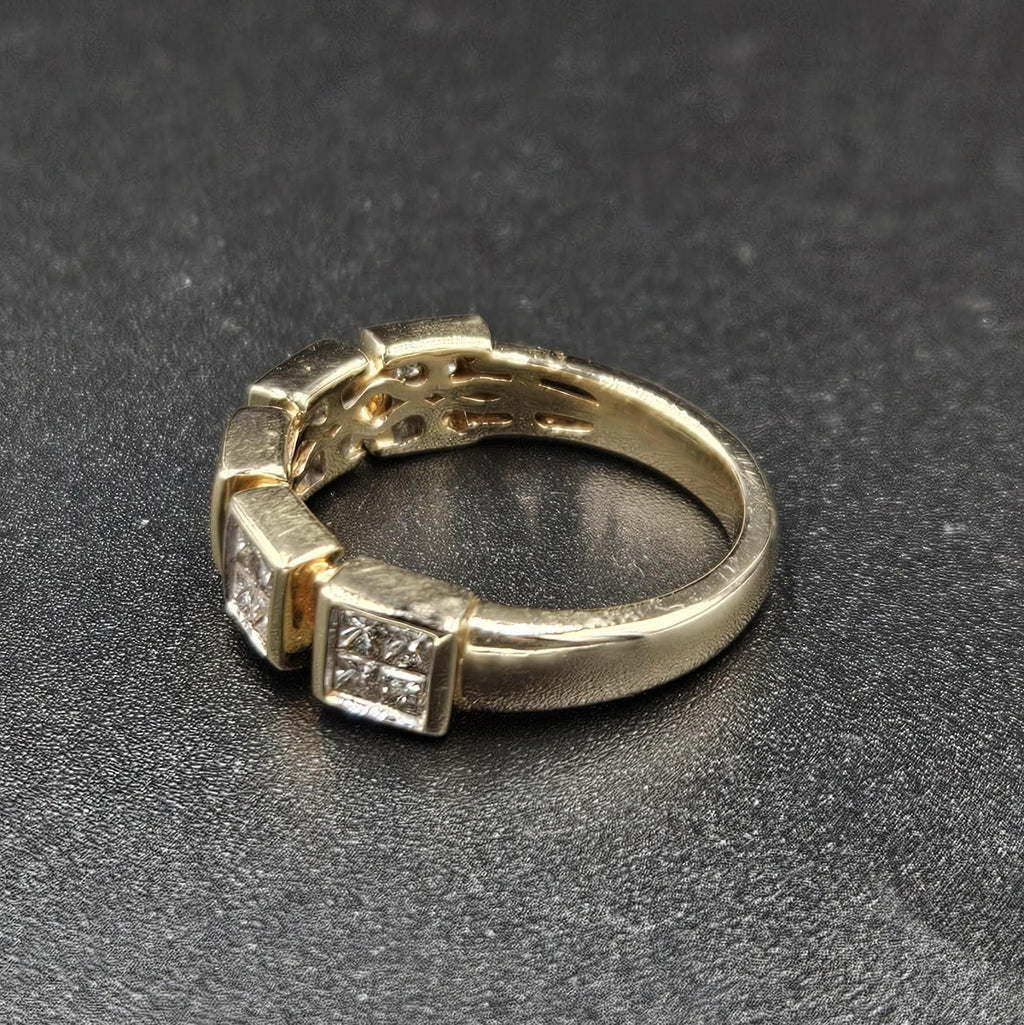 14ct Yellow Gold Diamond Ring