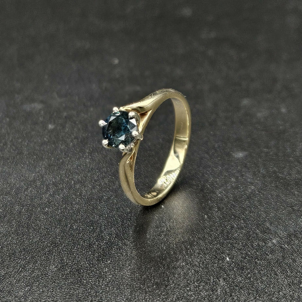 9ct Yellow Gold Blue Sapphire Ring