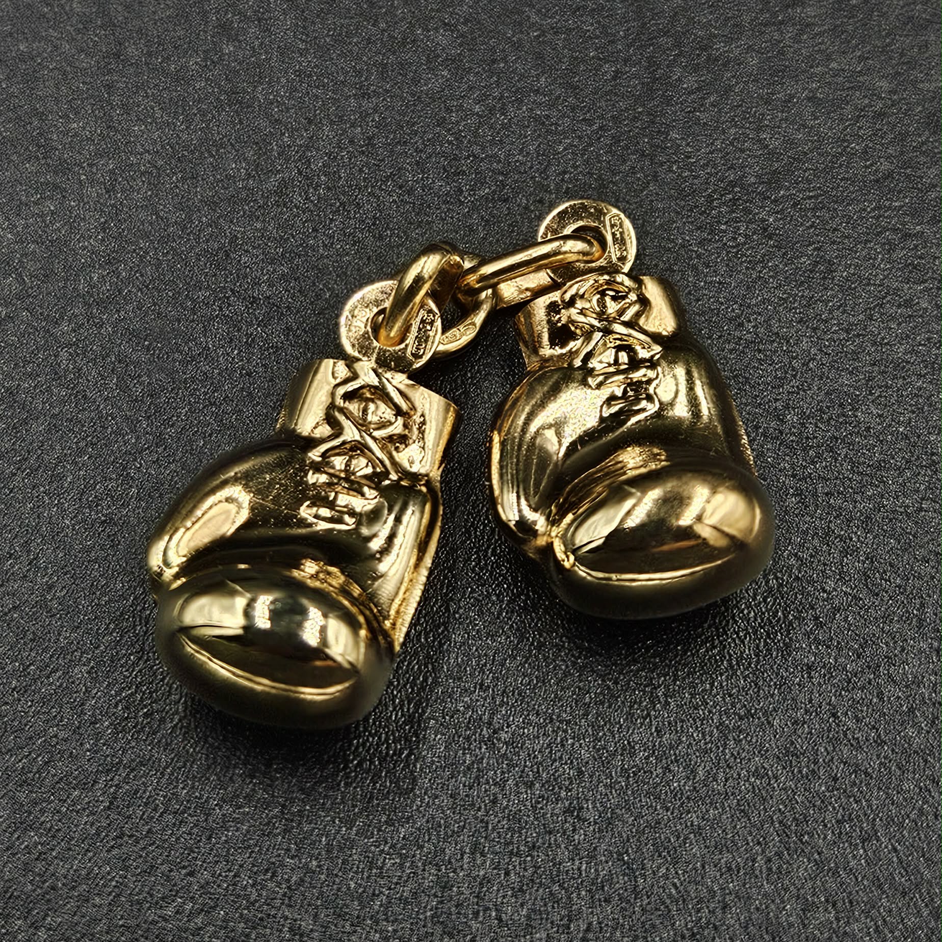 9ct Yellow Gold Boxing Gloves Pendant