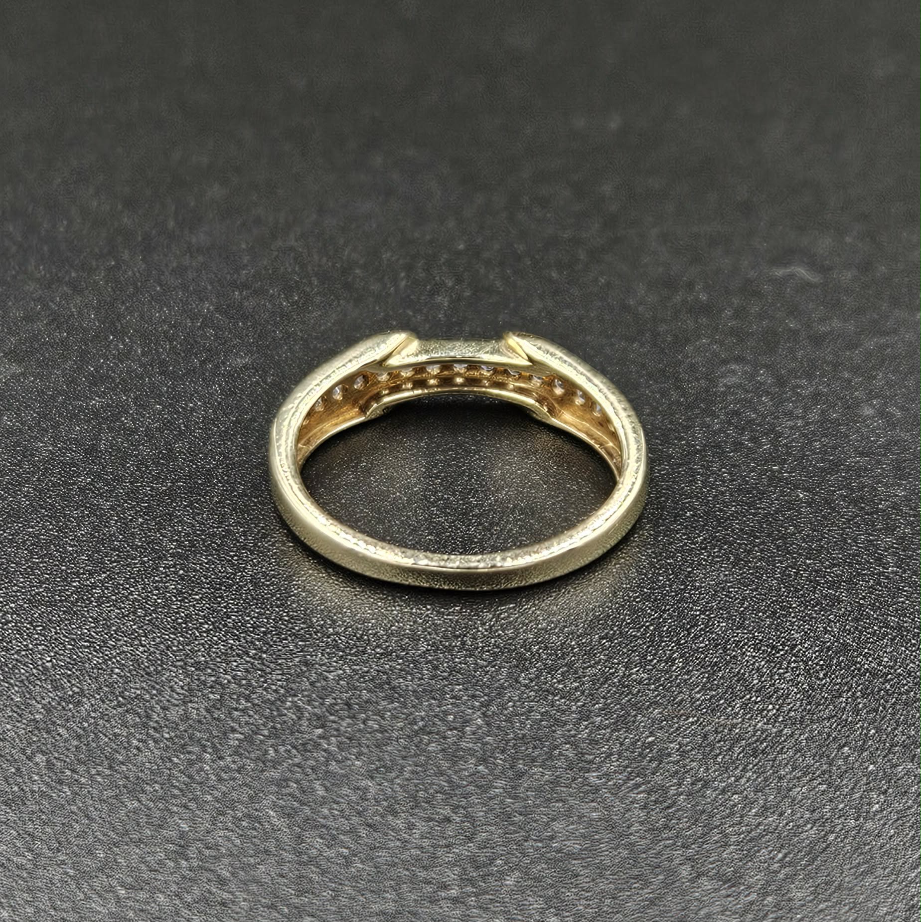 9ct Yellow Gold, 17 Diamond Band Ring