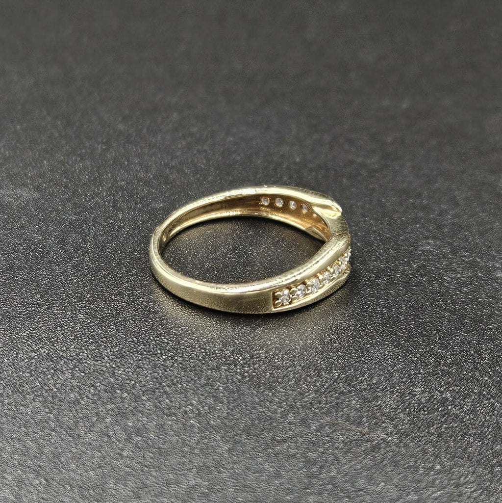 9ct Yellow Gold, 17 Diamond Band Ring