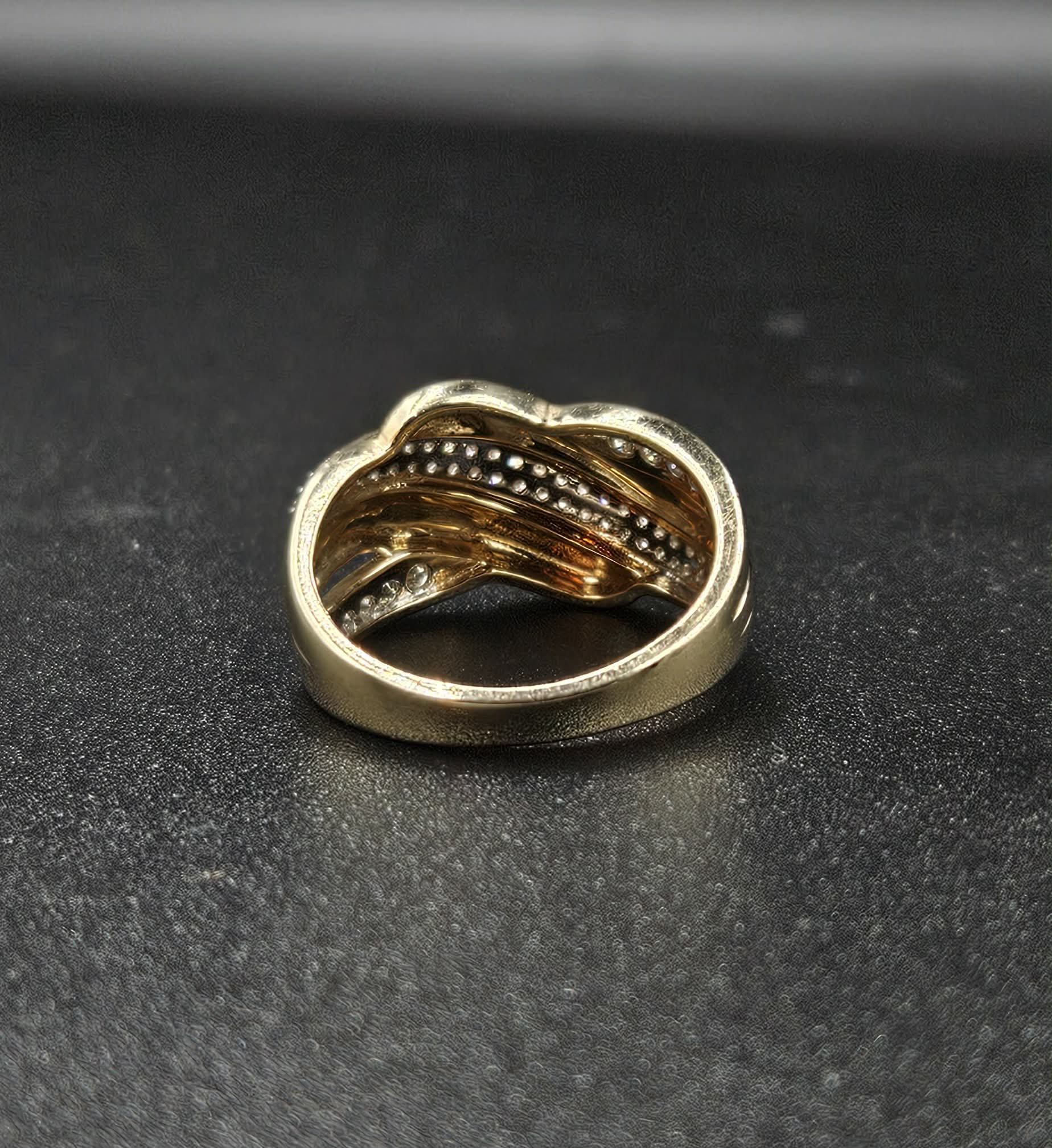 9ct Yellow Gold Diamond Dress Ring