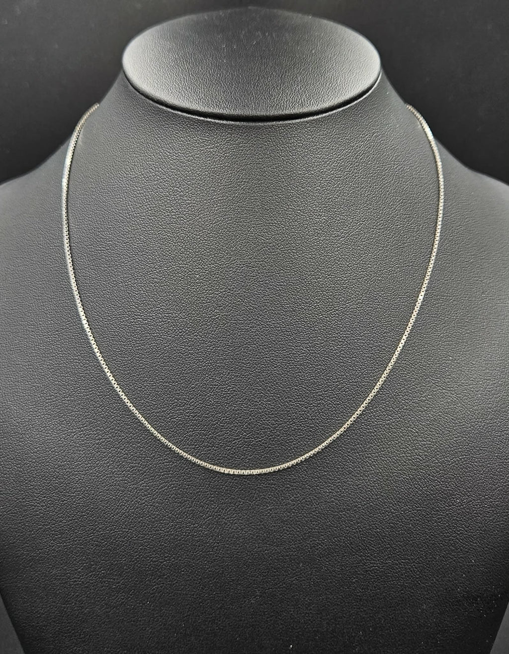 Silver Cube Style Necklace
