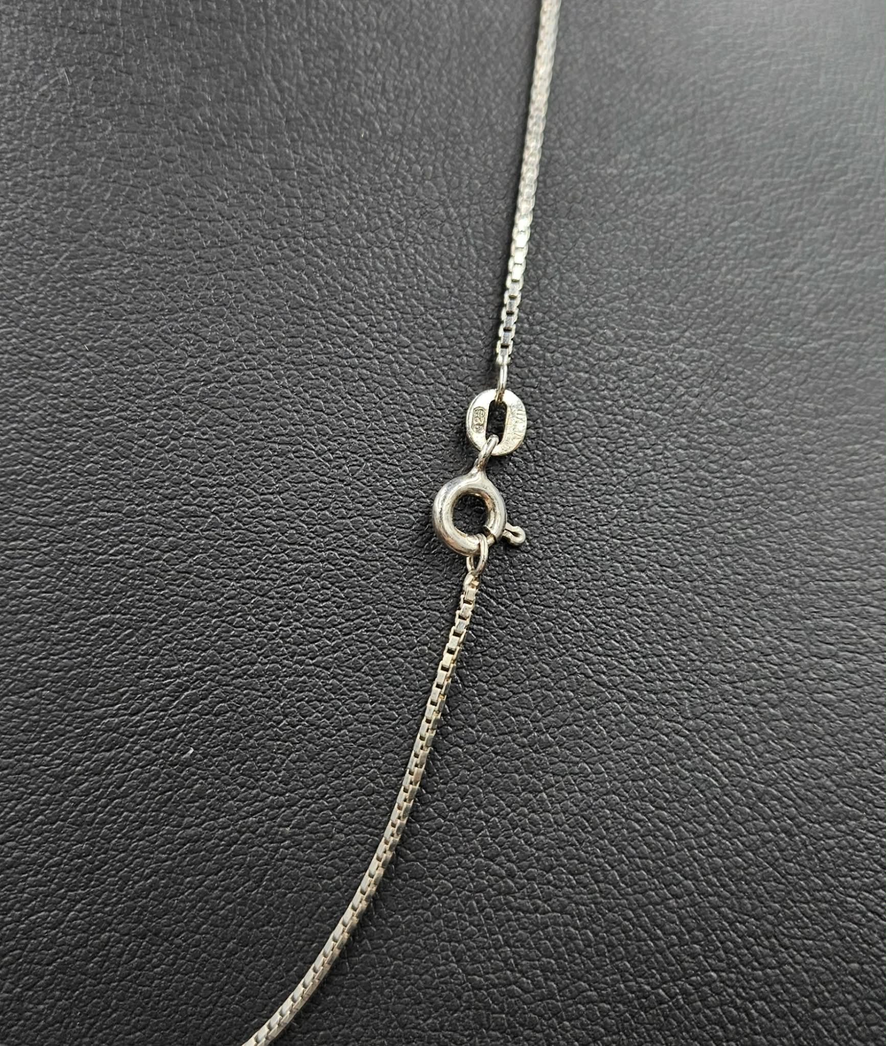 Silver Cube Style Necklace