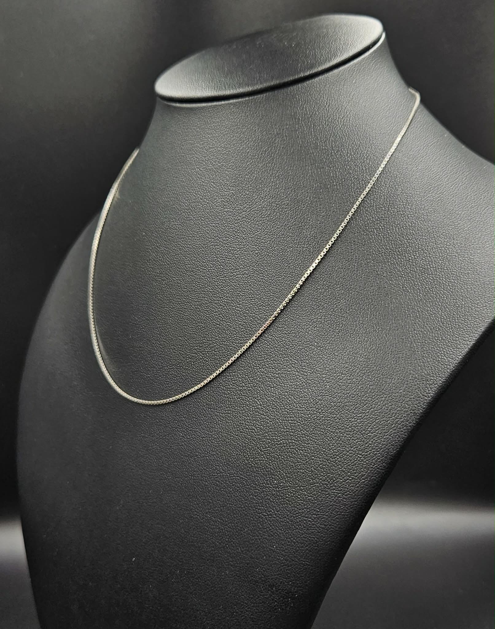 Silver Cube Style Necklace