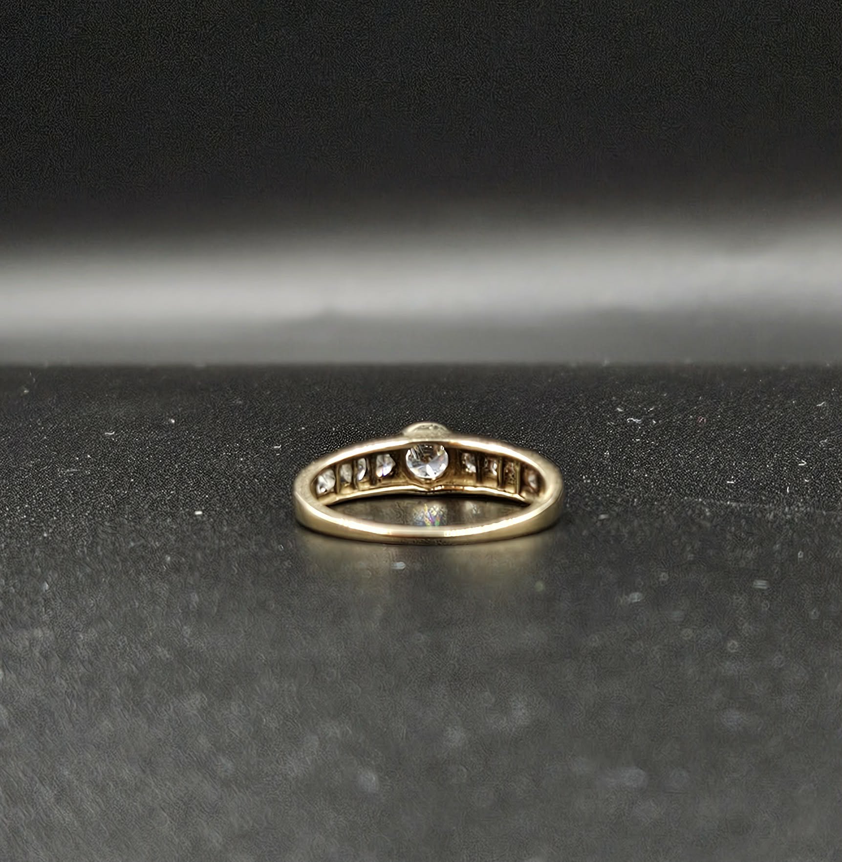 9ct Gold Cubic Zirconia Ring