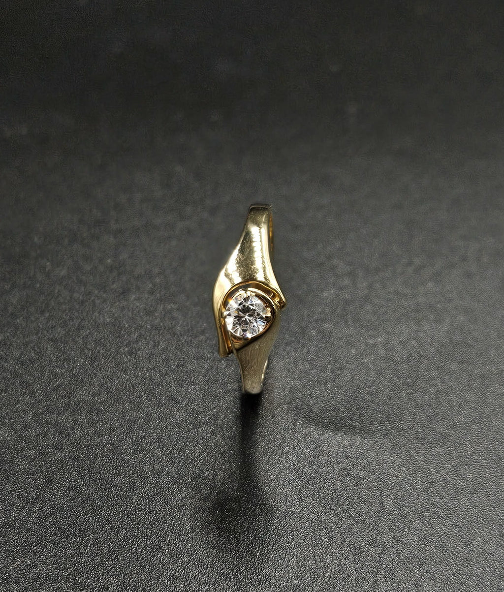 9ct Yellow Gold Cubic Zirconia Ring