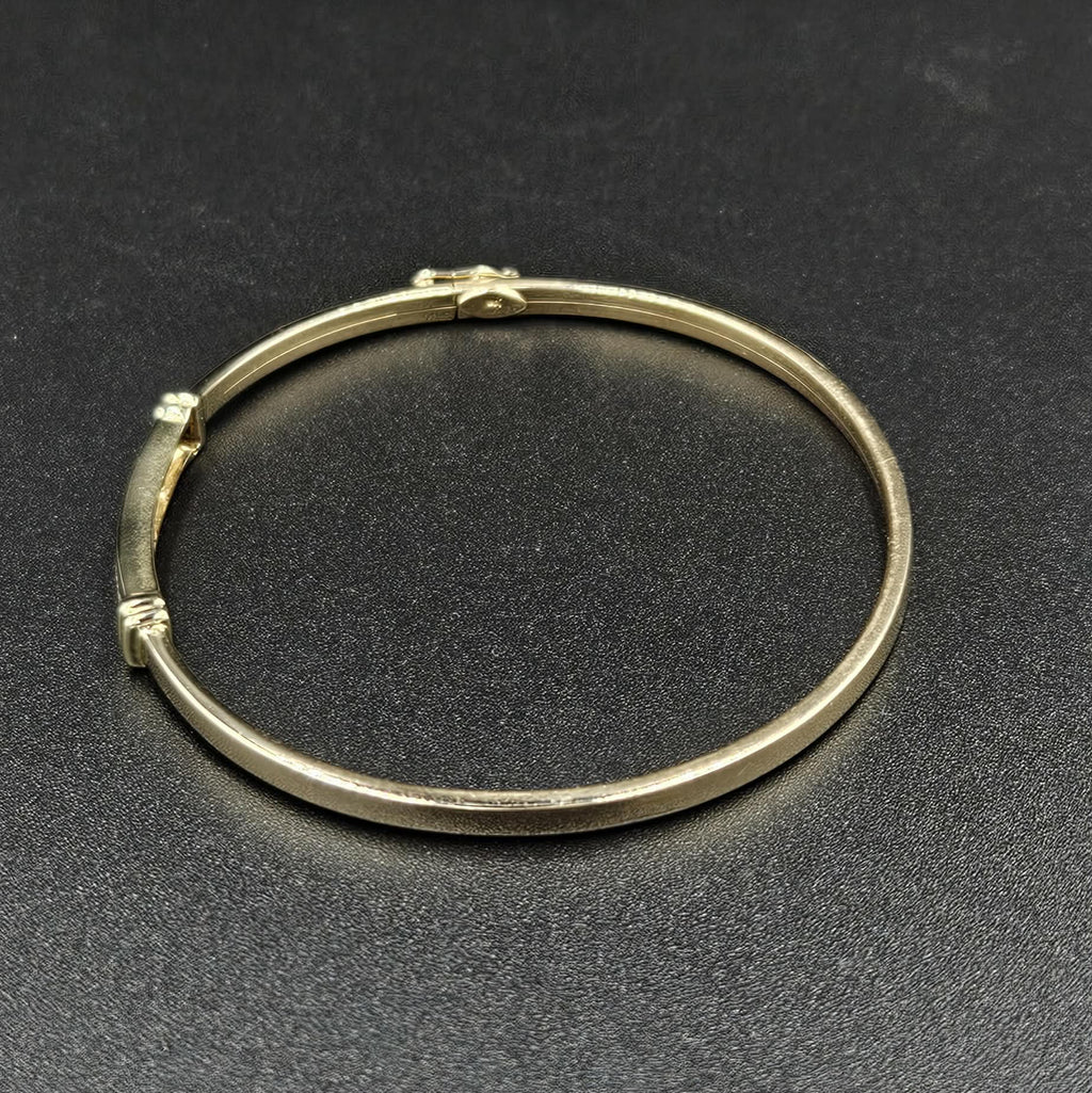 9ct Yellow Gold 10 Diamond Bangle