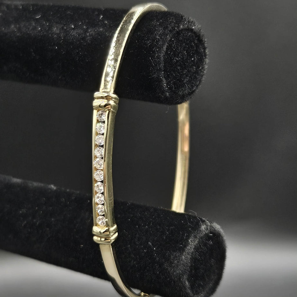 9ct Yellow Gold 10 Diamond Bangle