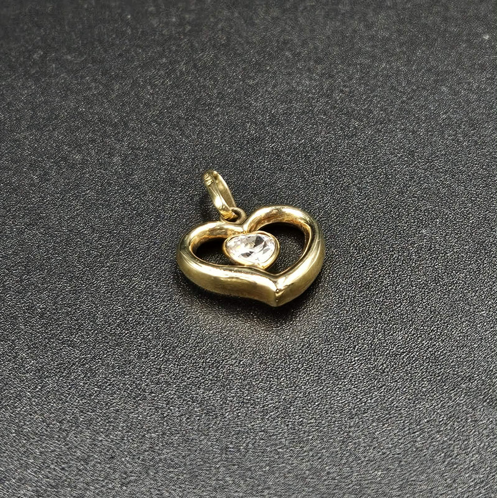 9ct Yellow Gold Cubic Zirconia Heart Pendant
