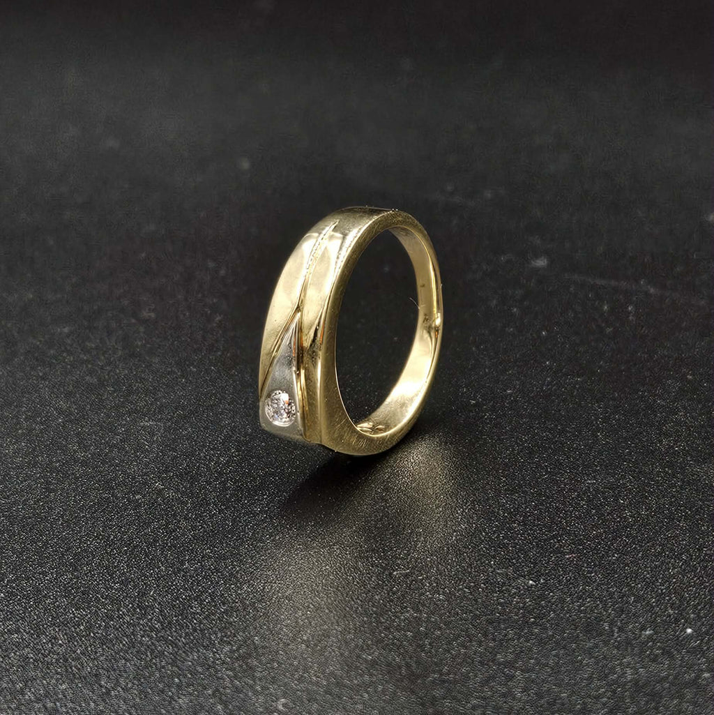 9ct Yellow Gold Diamond Ring