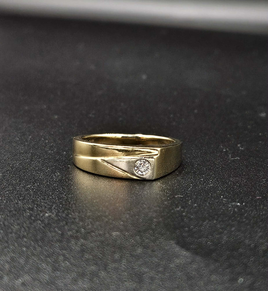 9ct Yellow Gold Diamond Ring