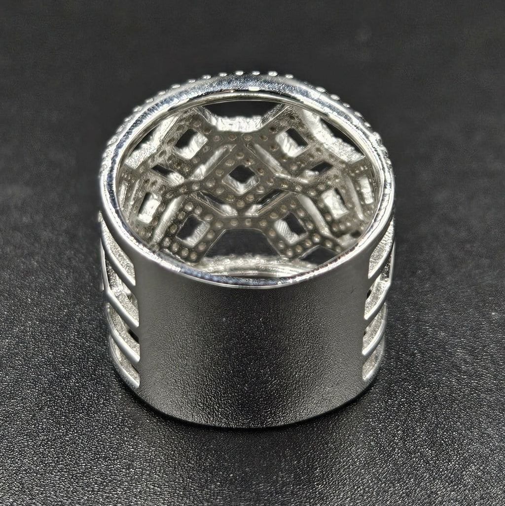 Brand New 925 Sterling Silver Cubic Zirconia Band Ring