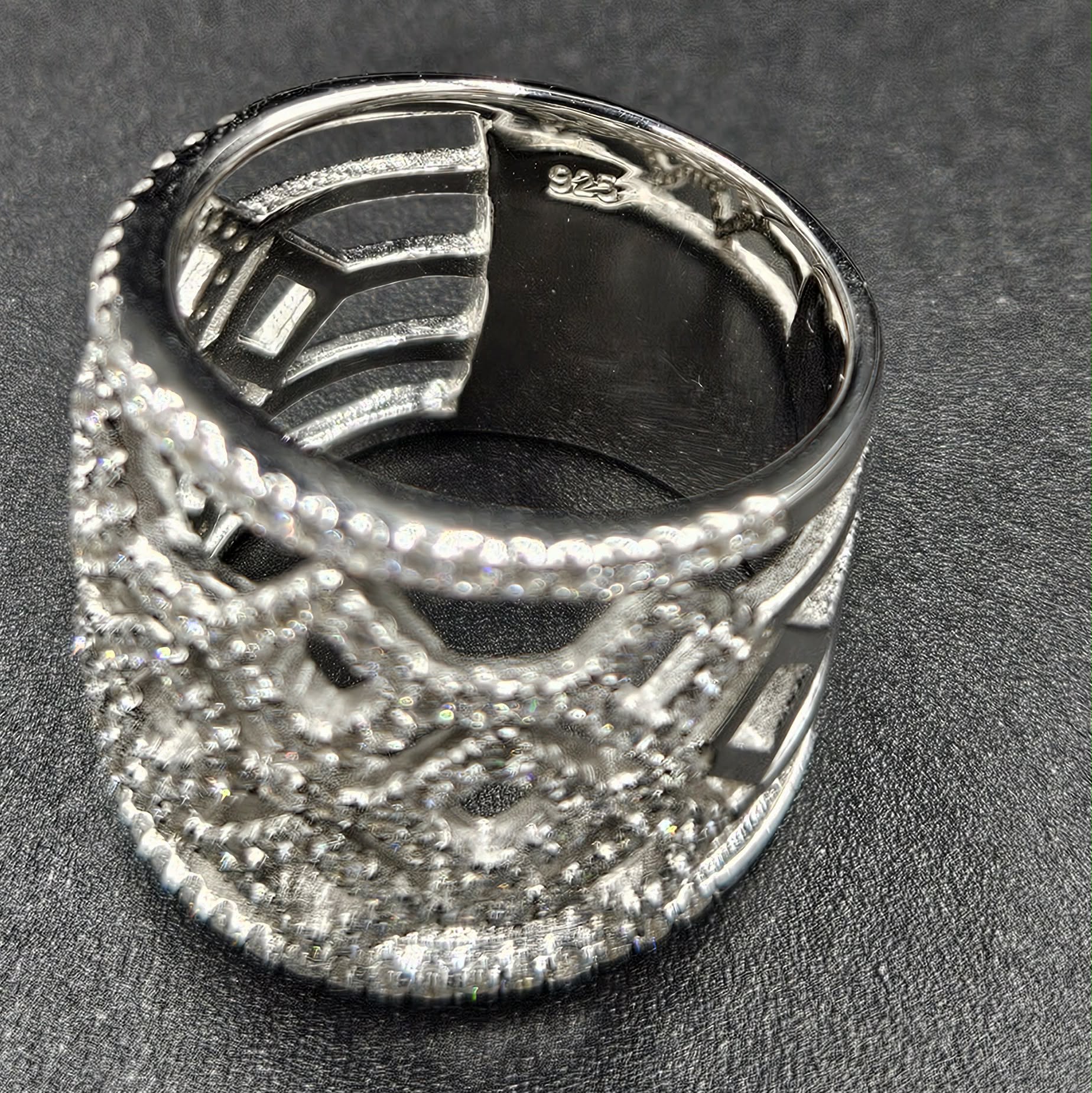 Brand New 925 Sterling Silver Cubic Zirconia Band Ring