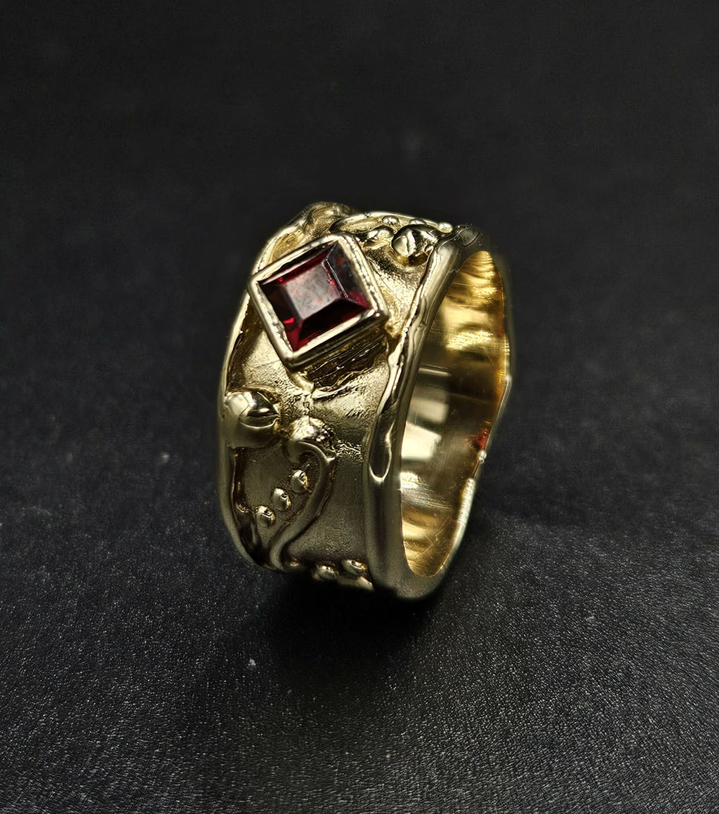 9ct Yellow Gold Ruby Ornate Style Ring