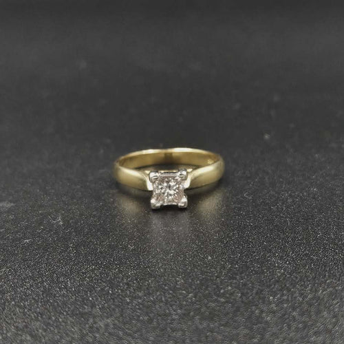 18ct Yellow Gold Diamond Ring