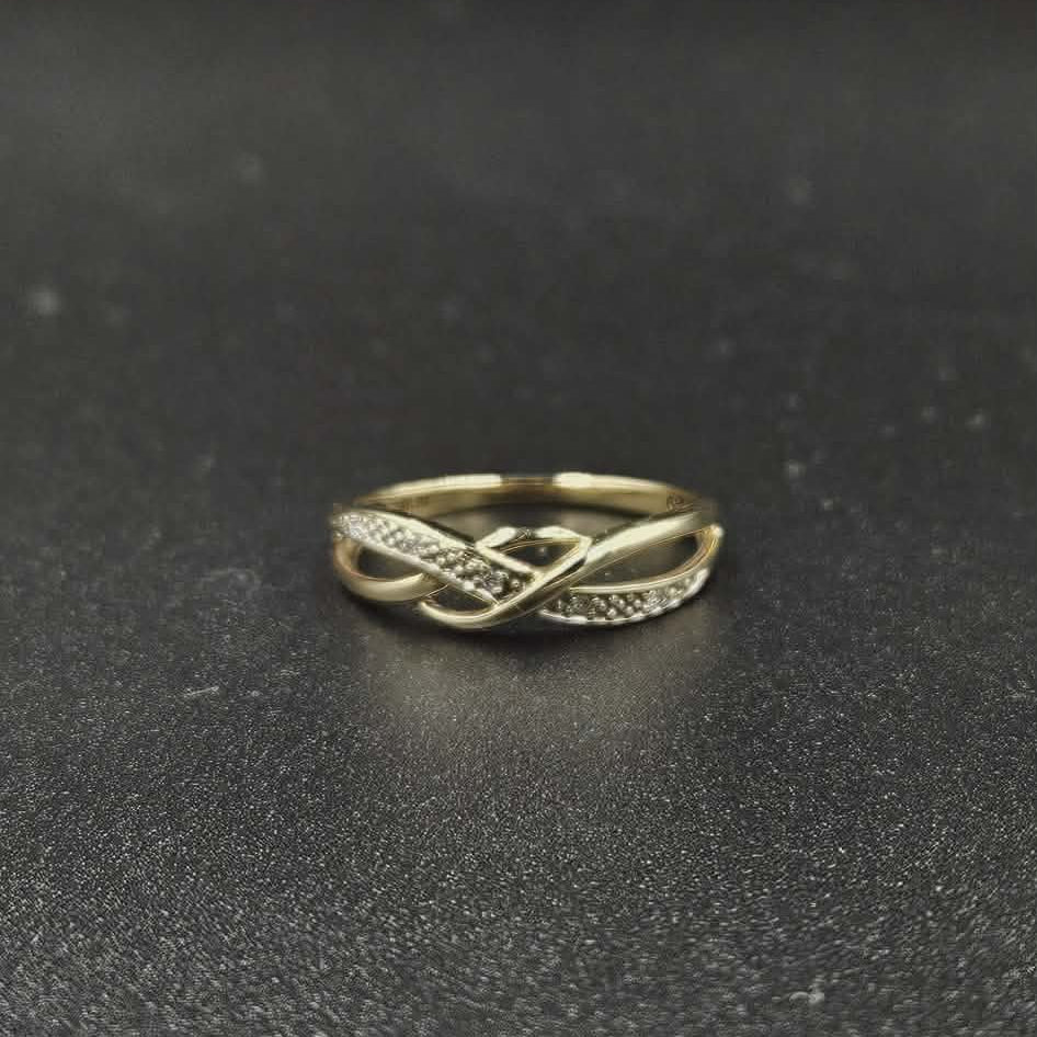 9ct Yellow Gold Diamond Ring