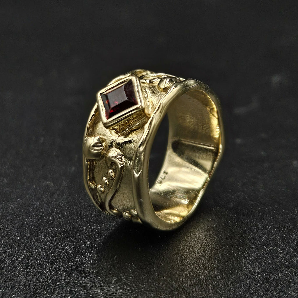 9ct Yellow Gold Ruby Ornate Style Ring