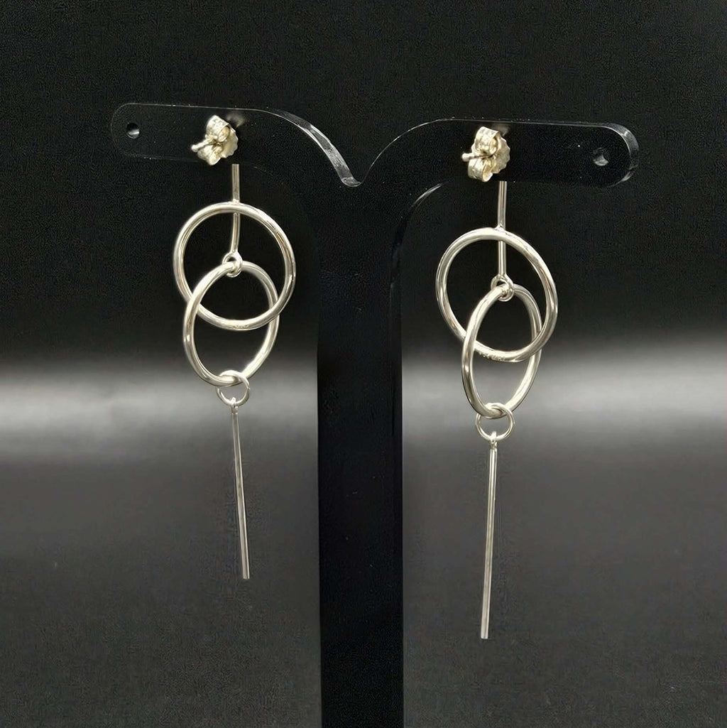 925 Sterling Silver Interlocking Circular Earrings
