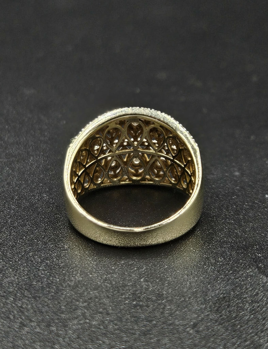 9ct Yellow Gold Diamond Ring
