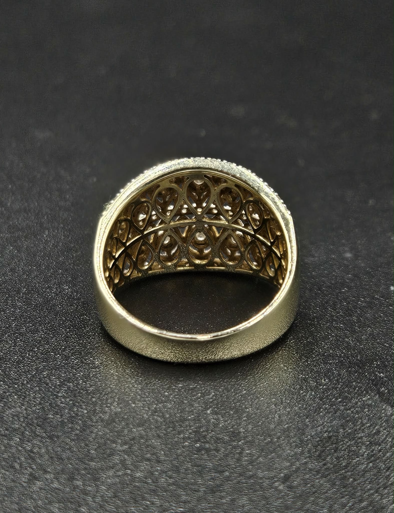 9ct Yellow Gold Diamond Ring