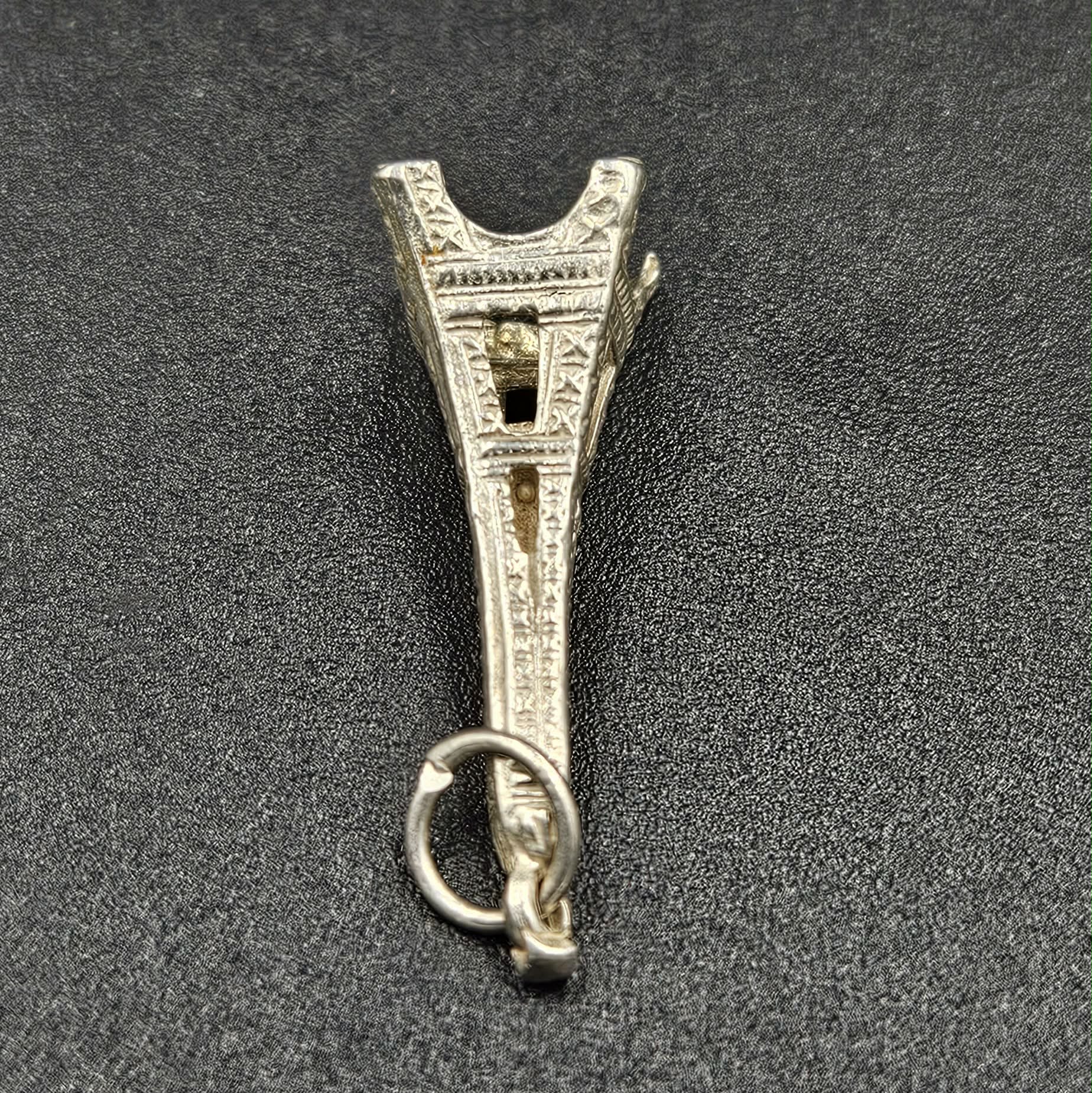 Sterling Silver Eiffel tower Charm