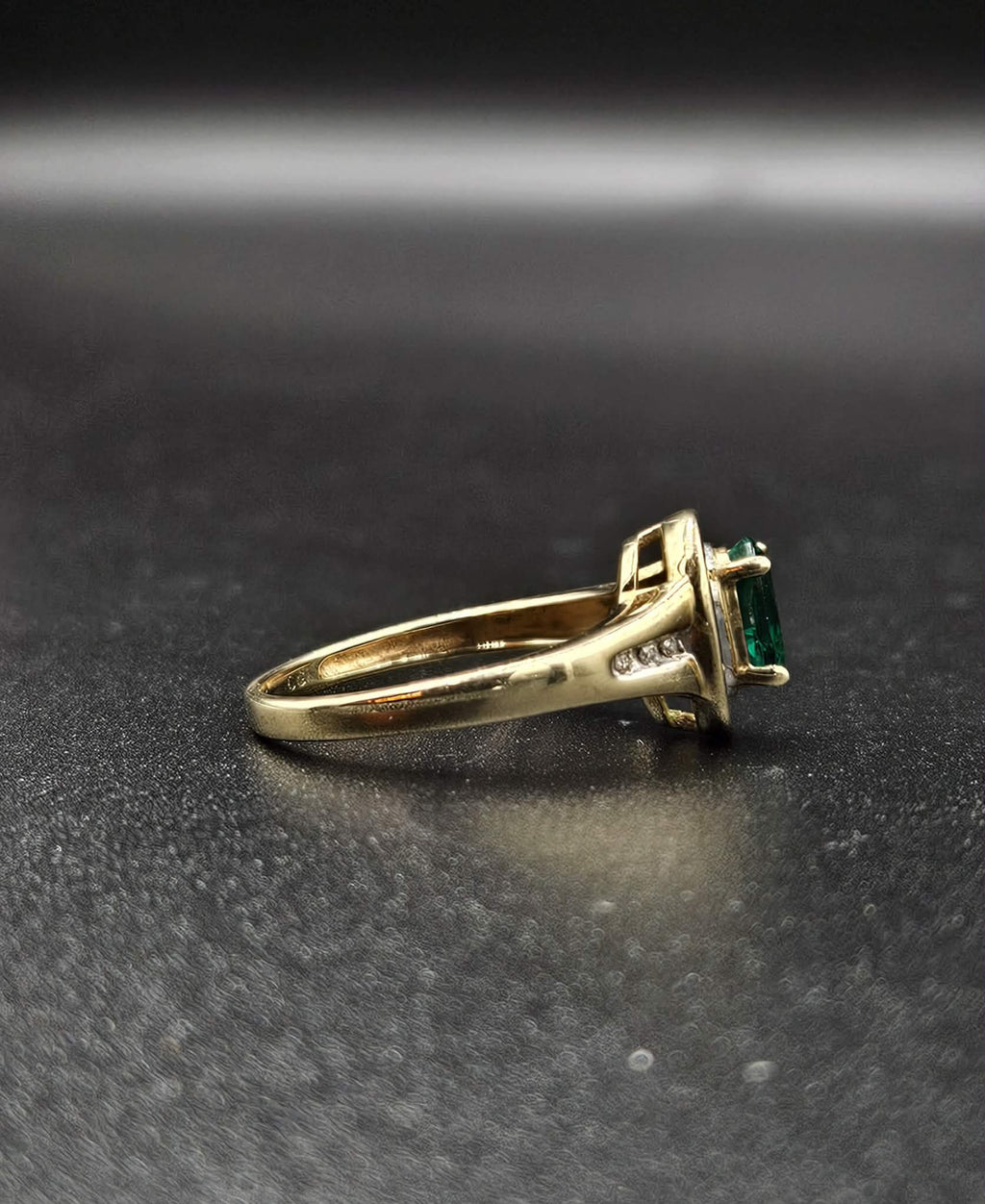 9ct Yellow Gold Emerald & Diamond Ring