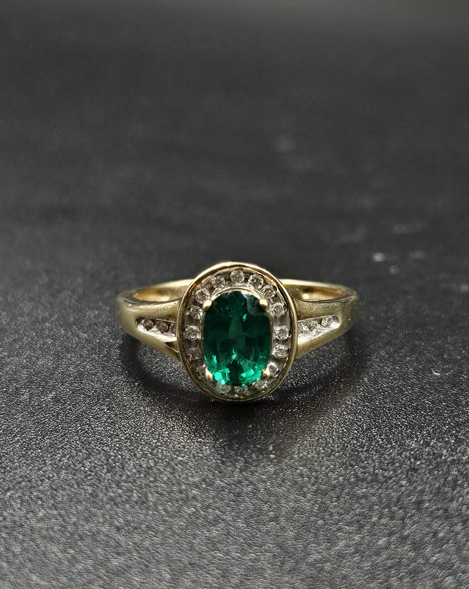 9ct Yellow Gold Emerald & Diamond Ring