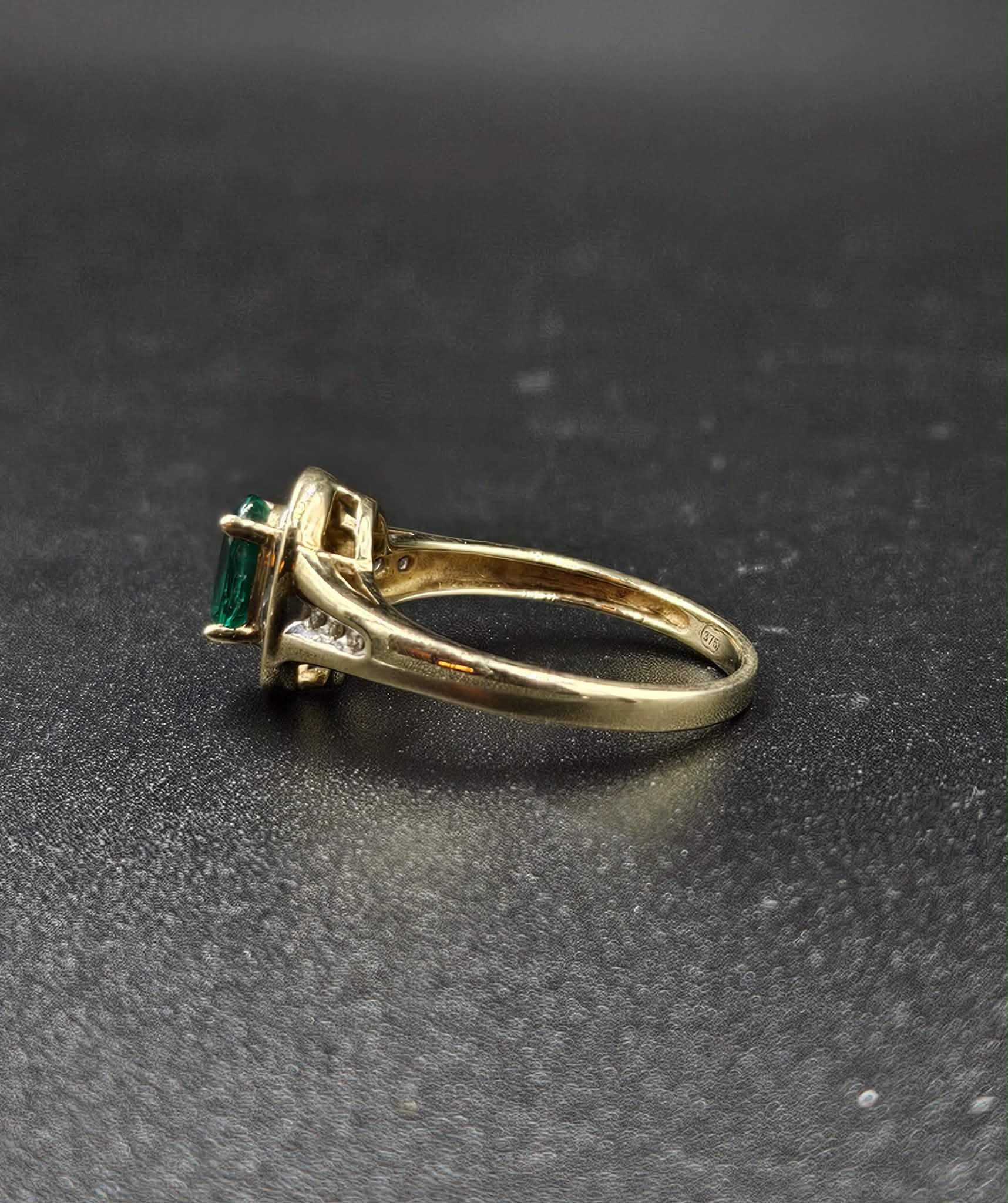 9ct Yellow Gold Emerald & Diamond Ring