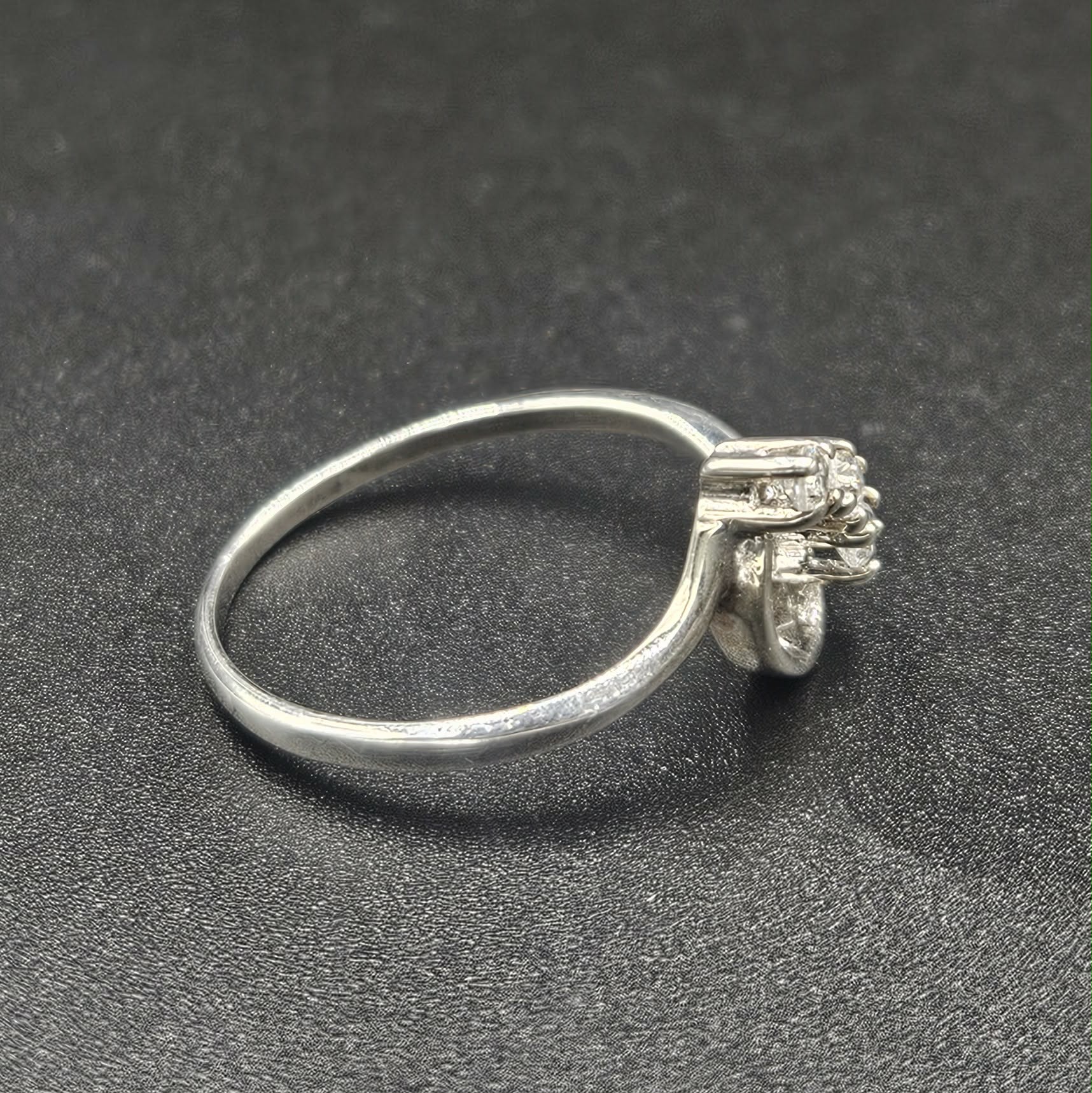 Silver Cubic Zirconia Ladies Ring
