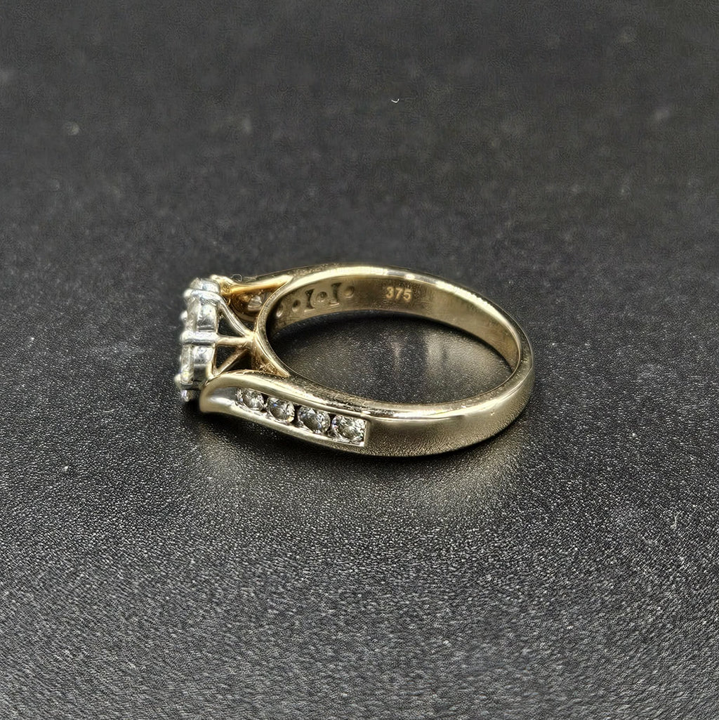9ct Yellow Gold Diamond Floral Design Ring