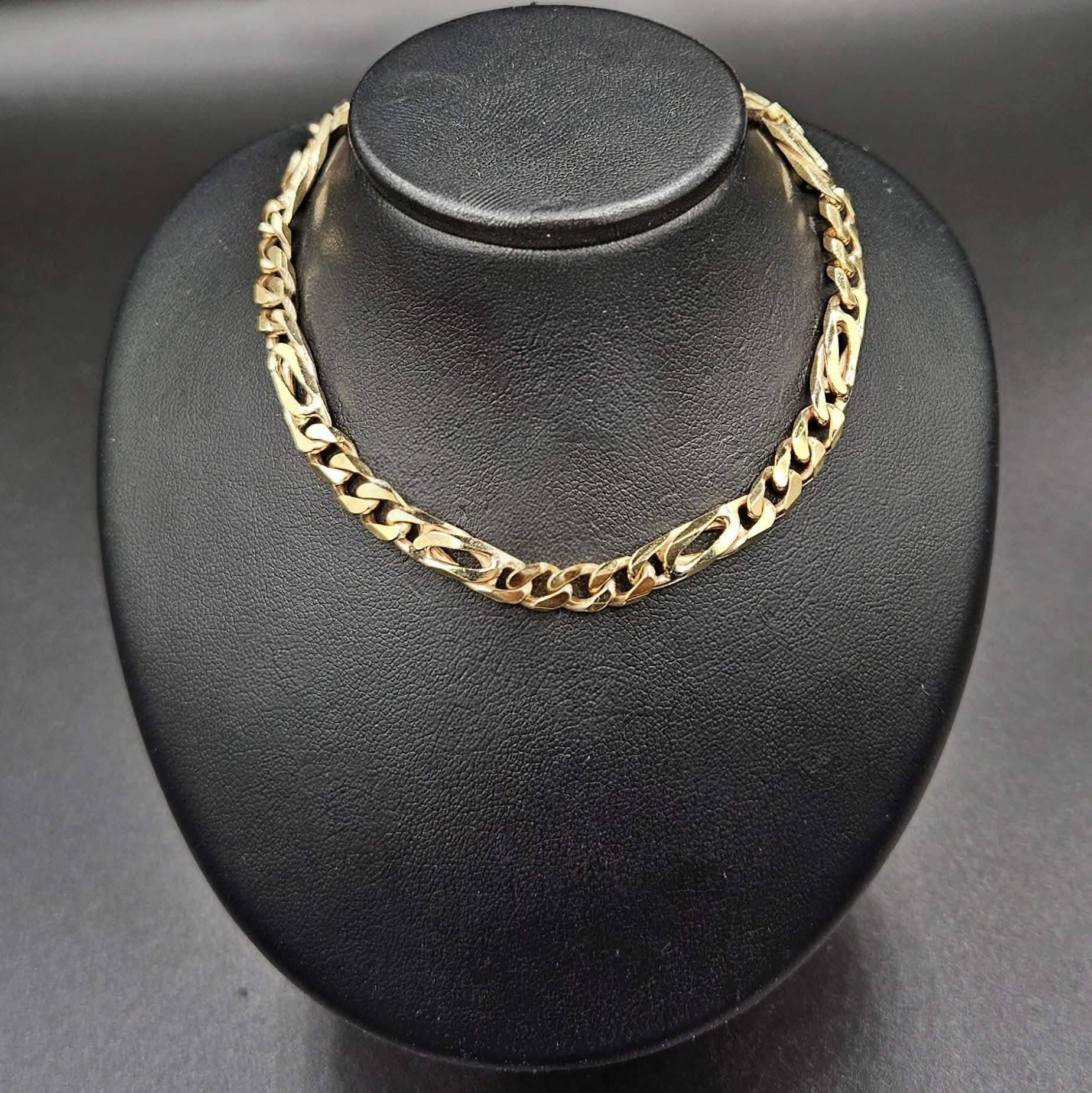 9ct Yellow Gold Figaro Style Bracelet